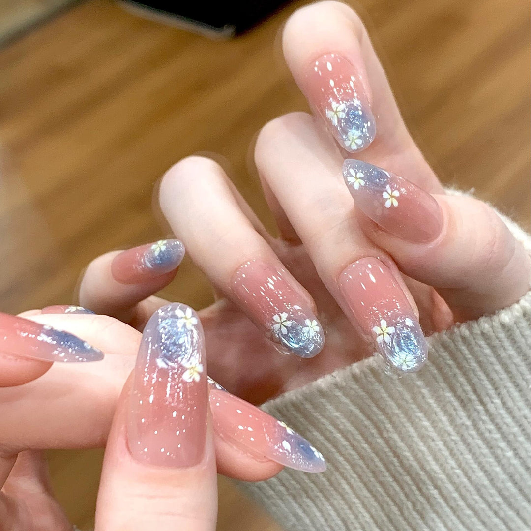 Glamorous Artificial Nails with Floral Design Stornfield