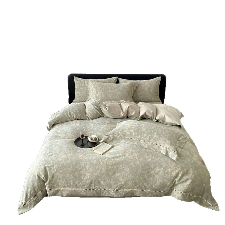 Bedding set made of cotton satin with floral jacquard structure and lace trim