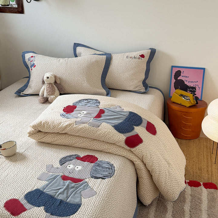Quilted Bunny Applique Comforter and Pillowcase Set