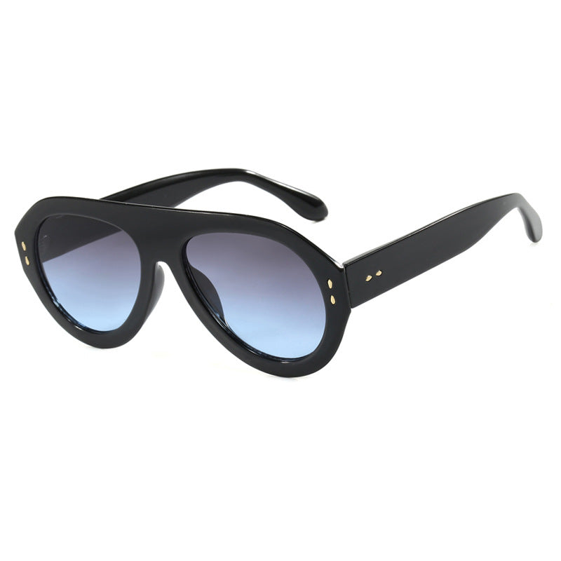 Women's fashionable sunglasses with extravagant design Stornfield