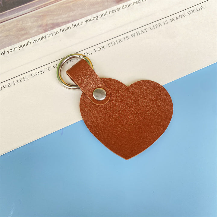 Premium Heart-Shaped Leather Keychain Stornfield