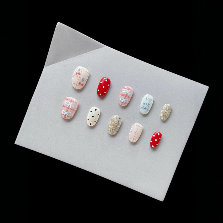Decorative Press-On Nail Art Set with Elegant Themes