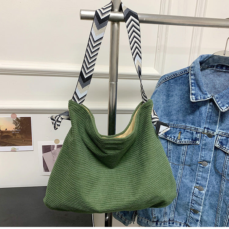 Casual shopper bag with fashionable shoulder strap Stornfield