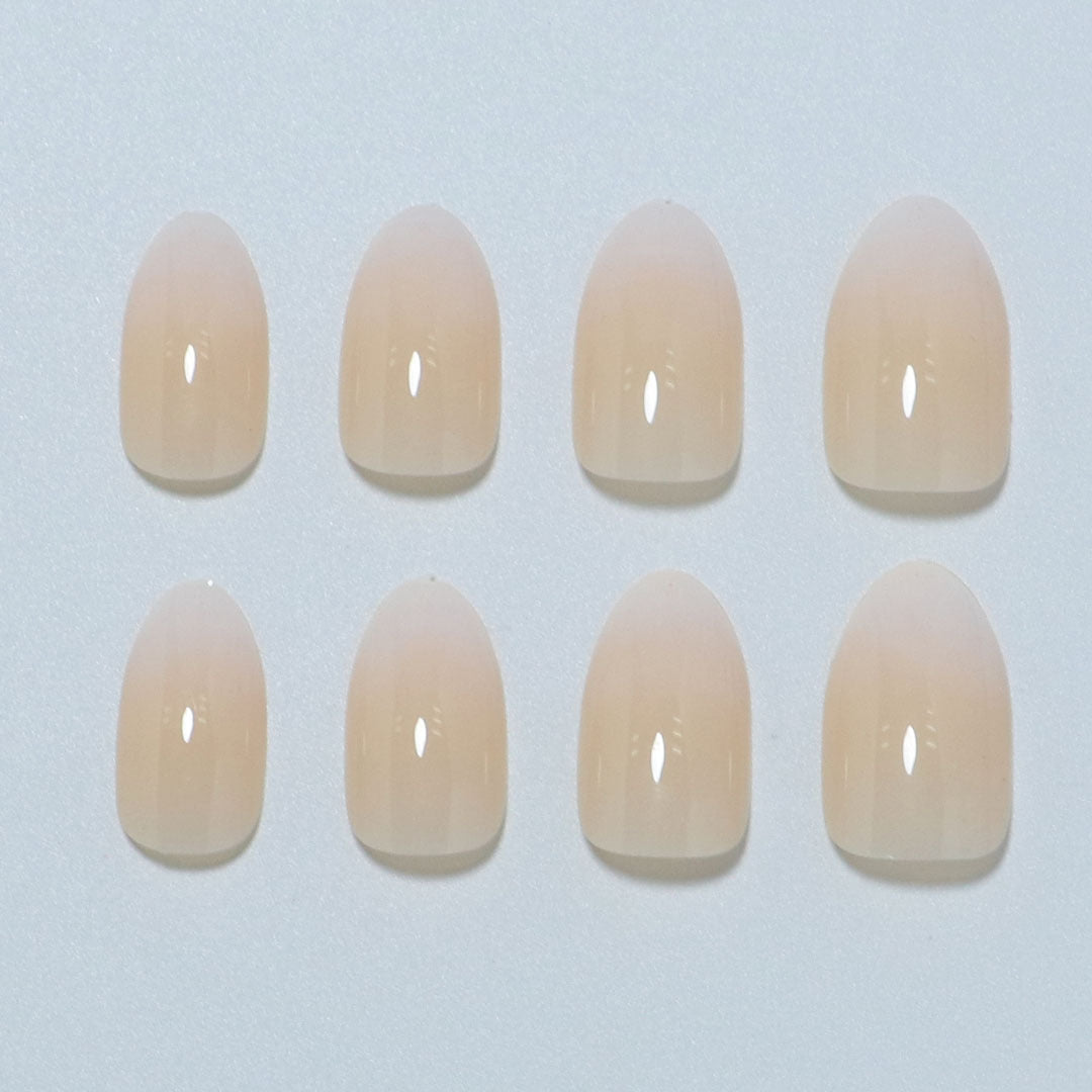 Elegant Almond-Shaped Press-On Nail Set Stornfield