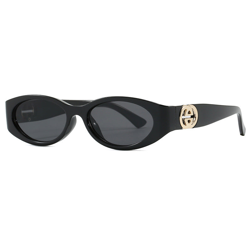 Women's fashionable cat-eye sunglasses with protective UV filter and luxurious accents Stornfield