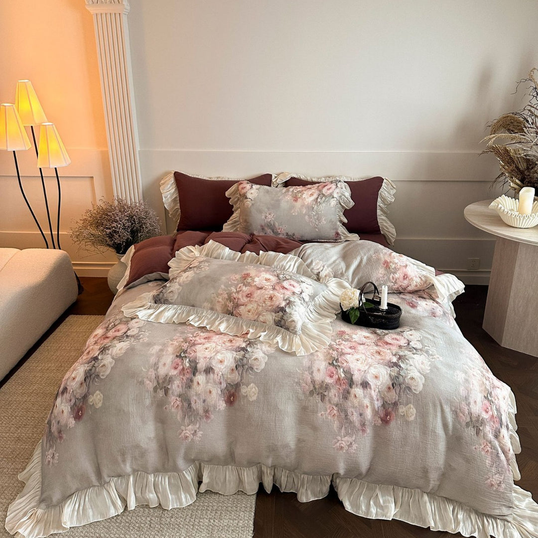 Romantic bedding set with floral watercolor look, ruffles and satin trim