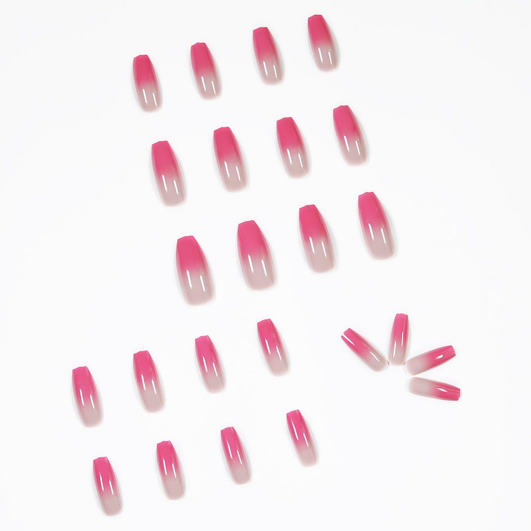 Elegant and creative art nails Stornfield