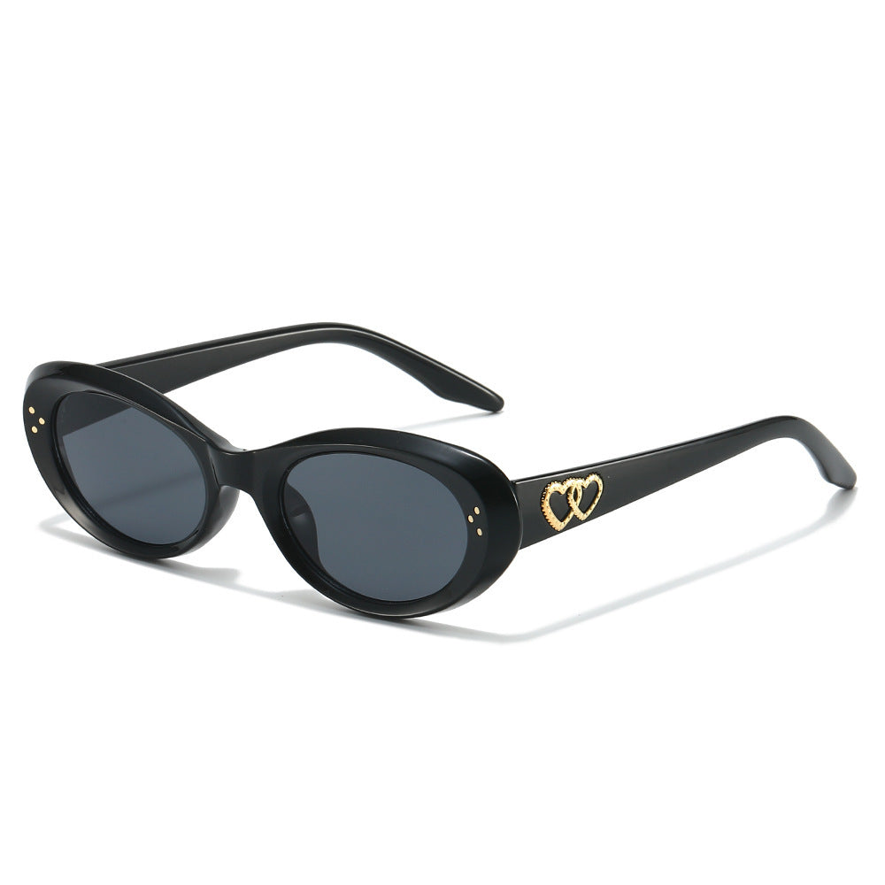 Fashionable Retro-Inspired Oval Sunglasses Stornfield