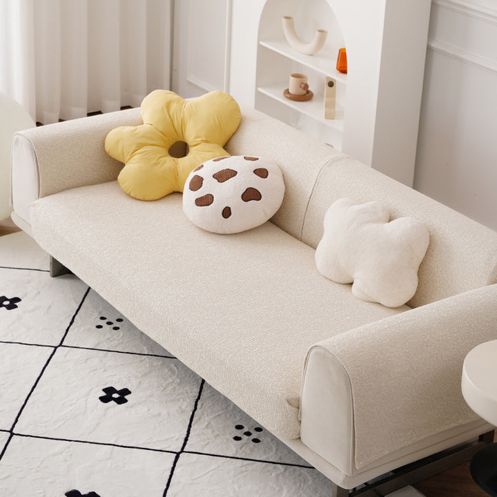 Durable doormat made of short-pile tweed fabric with non-slip bottom