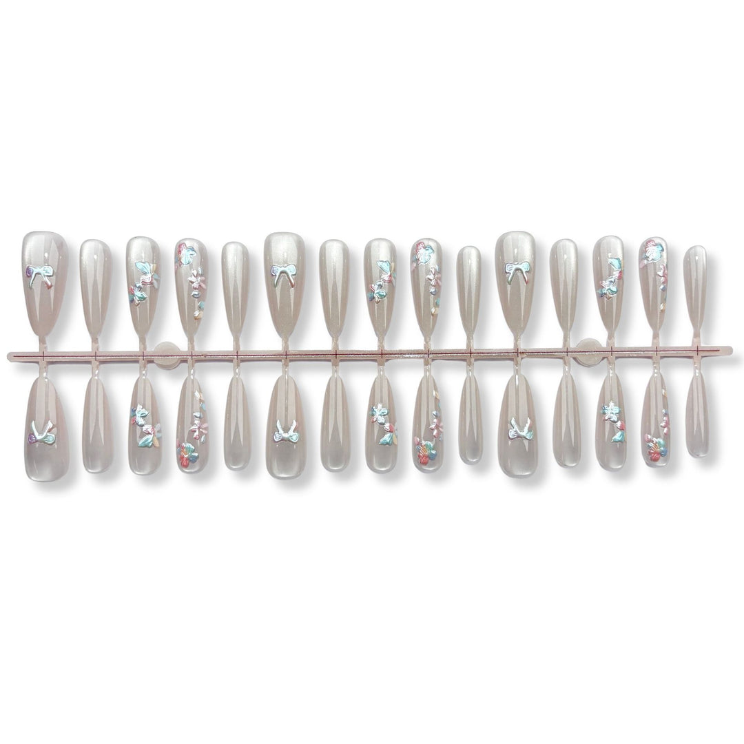 Elegant Decorative Press-On Nail Art Set