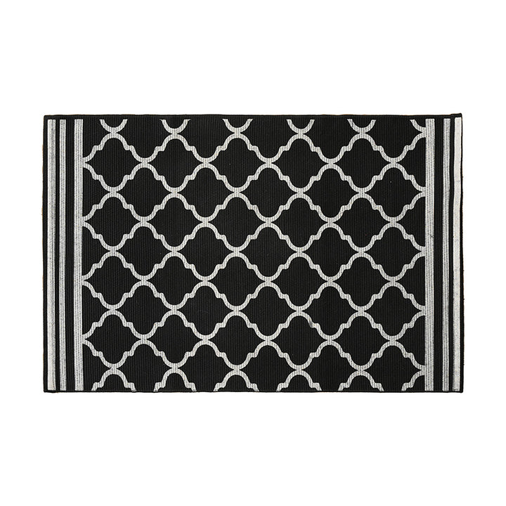 Flat-woven runner rug with diamond pattern and easy-care texture