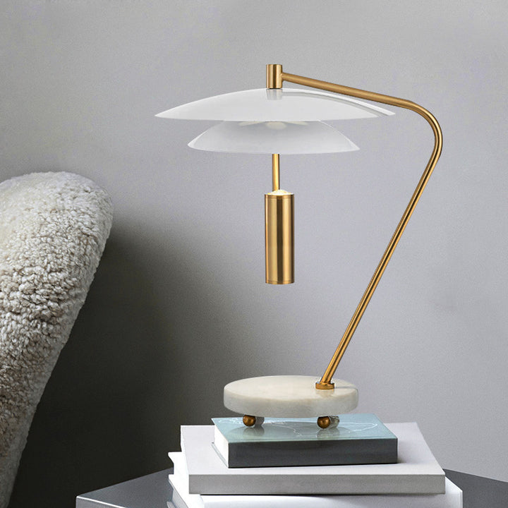 Modern Minimalist Table Lamp with Elegant Design