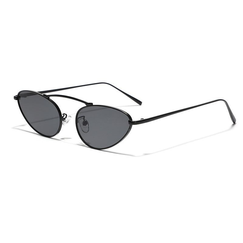 Fashionable sunglasses with elegant metal frame Stornfield