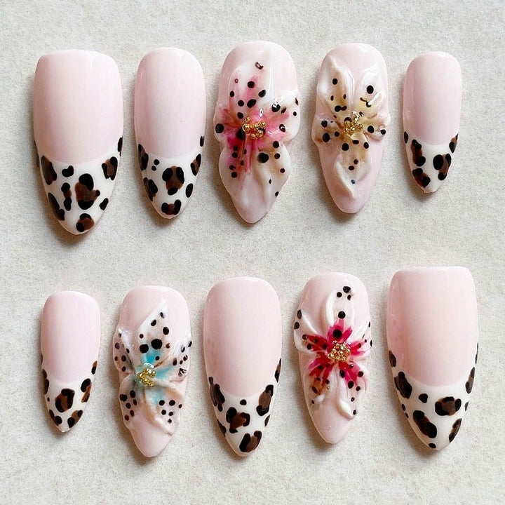 Exquisite Nail Art Set with Floral and Animal Design Stornfield