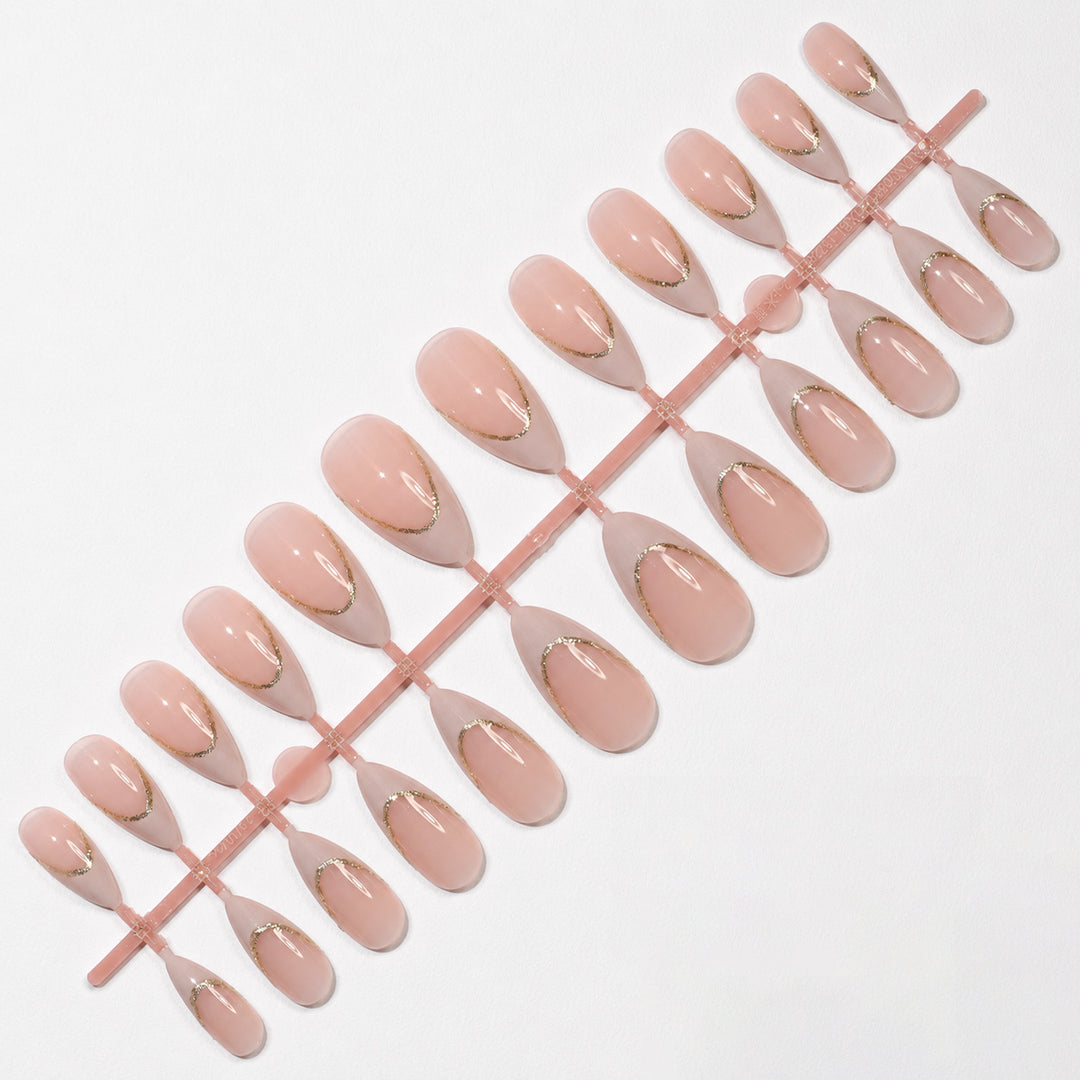 Elegant Artificial Nails with Gold Accents Stornfield