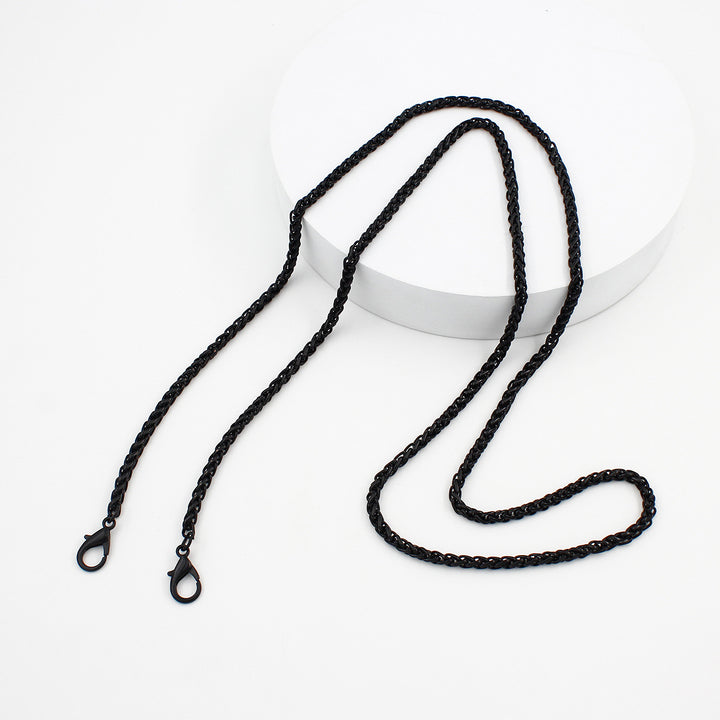 Elegant Pearl and Chain Necklace Stornfield