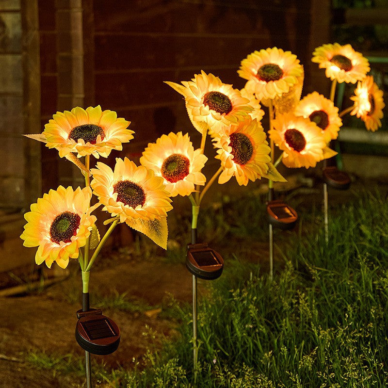Lifelike Sunflower LED Garden Stake With Dusk-To-Dawn Sensor And Weatherproof Ground Spike Stornfield