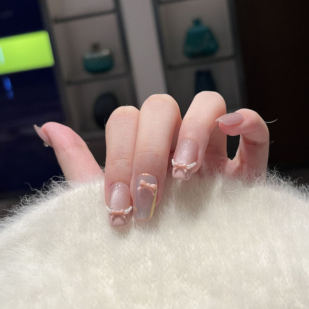 Decorative Press-On Nail Art Set with Artistic Bow and Pearl Accents Stornfield