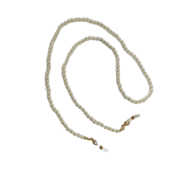 Elegant Pearl Glasses Holder Chain Stornfield