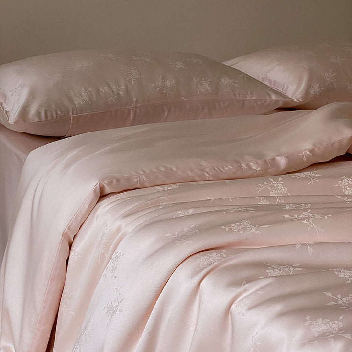 Luxurious satin bedding set with watercolor floral pattern