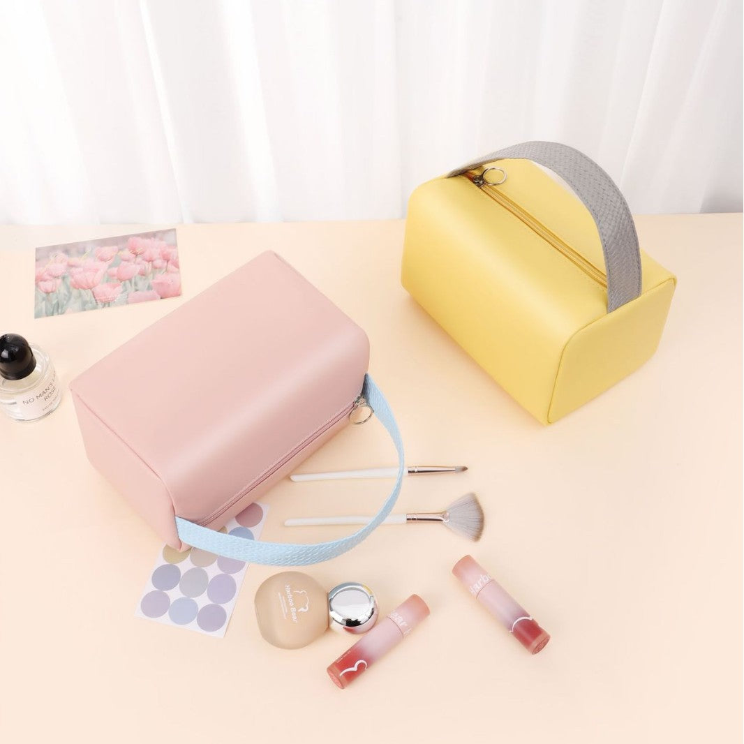 Cosmetics bag Stornfield