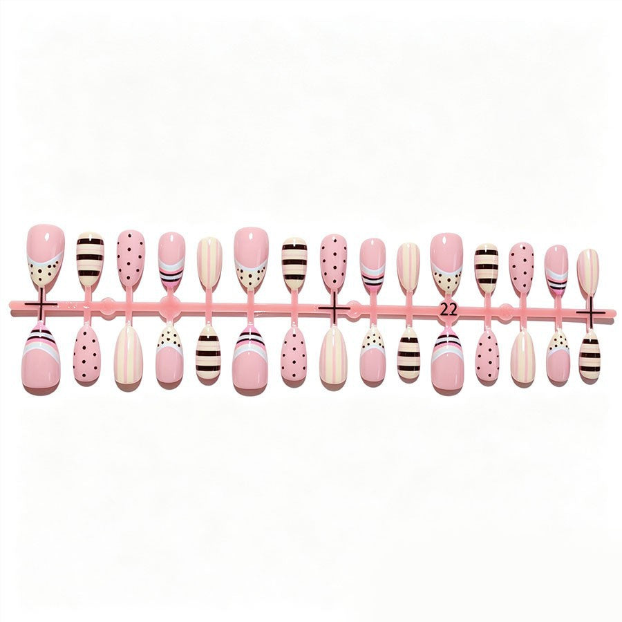 Artificial nails with modern patterns Stornfield