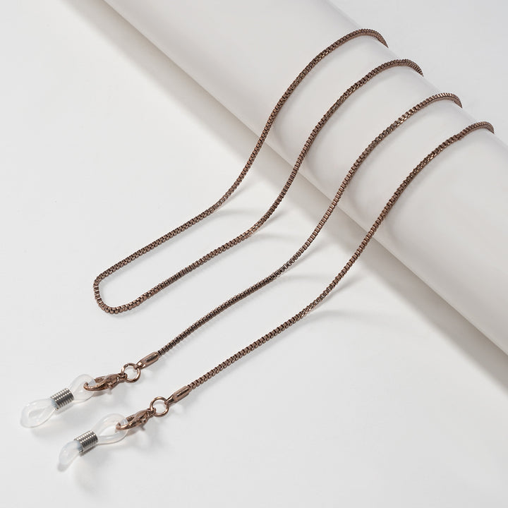 Sleek Eyewear Chain Stornfield