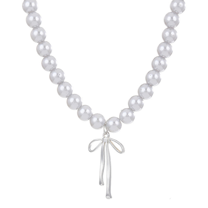 Delicate pearl necklace Stornfield