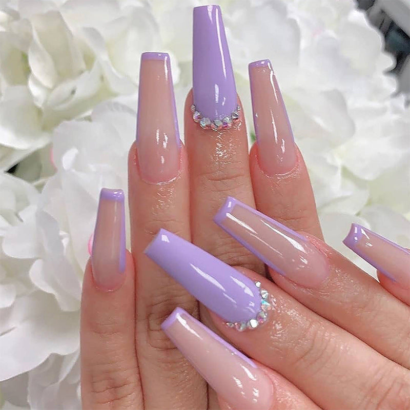 Artificial nail set with elegant and sparkling design Stornfield
