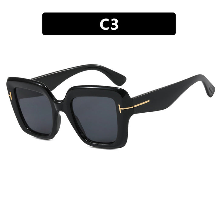 Women's square sunglasses with comfortable plastic frame and UV protection Stornfield