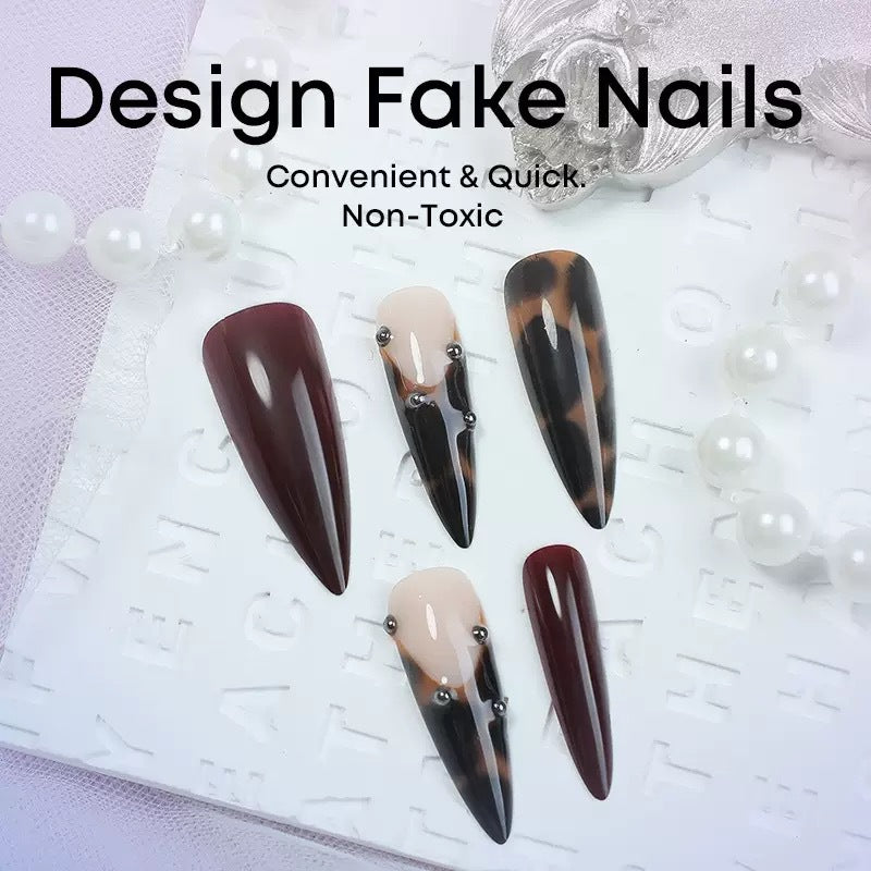 Artificial nail set with elegant tips and tasteful accents Stornfield