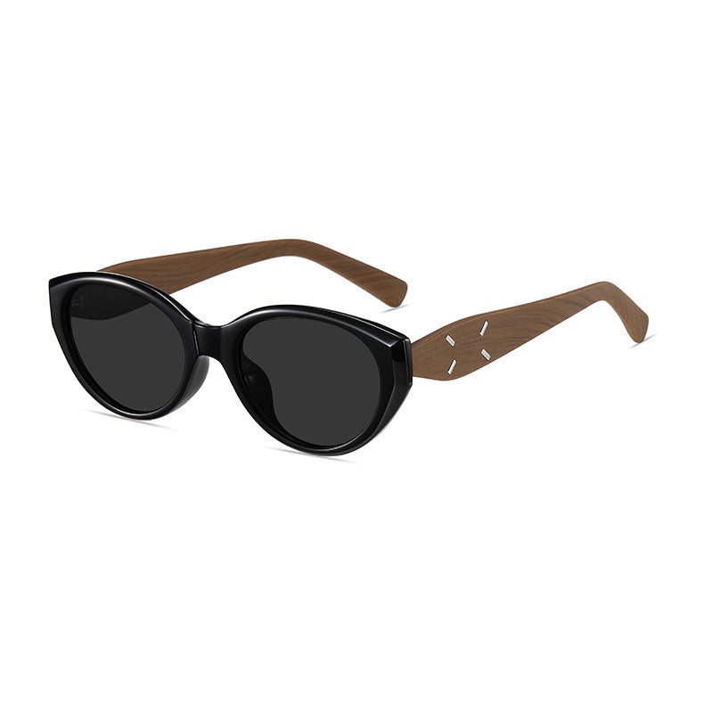 Fashionable Sunglasses in Elegant Cat-Eye Style Stornfield