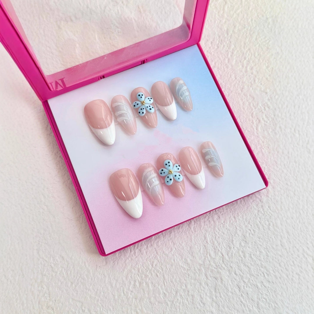 Decorative Press-On Nail Art Set with Floral and Nail Design Accents