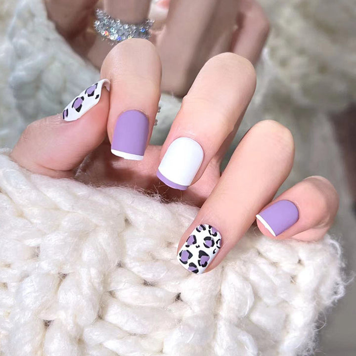 Glamorous nail art with elegant leopard patterns and gradient Stornfield