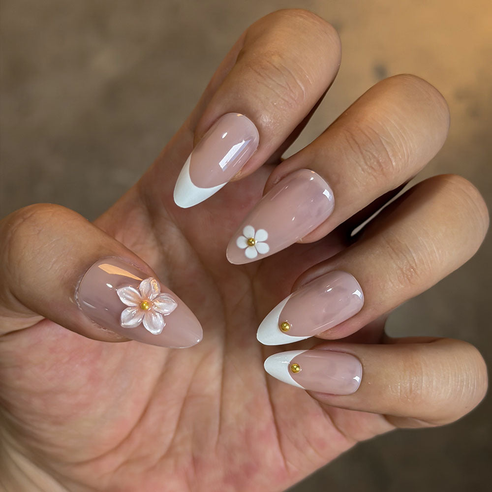 Floral Art Press-On Nail Design Stornfield