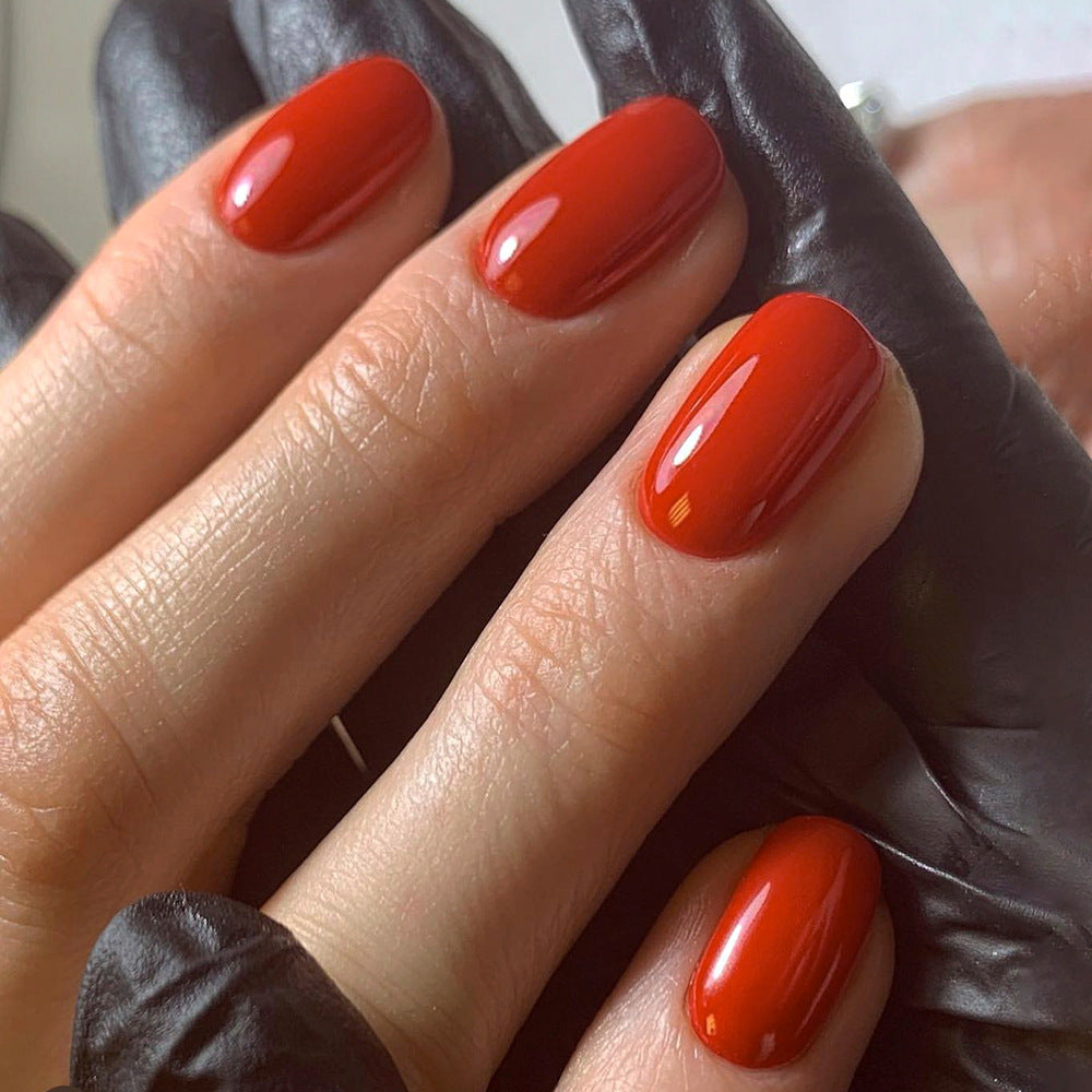 High-gloss nail art Stornfield