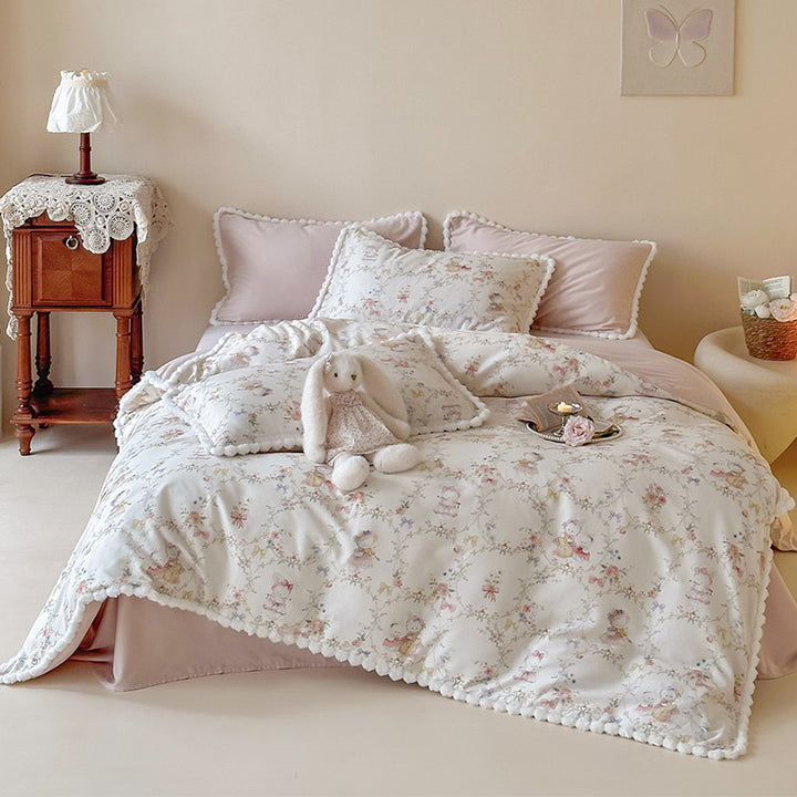 Plush Cotton Duvet Cover Set with Pom-Pom Edge and Whimsical Nursery Print