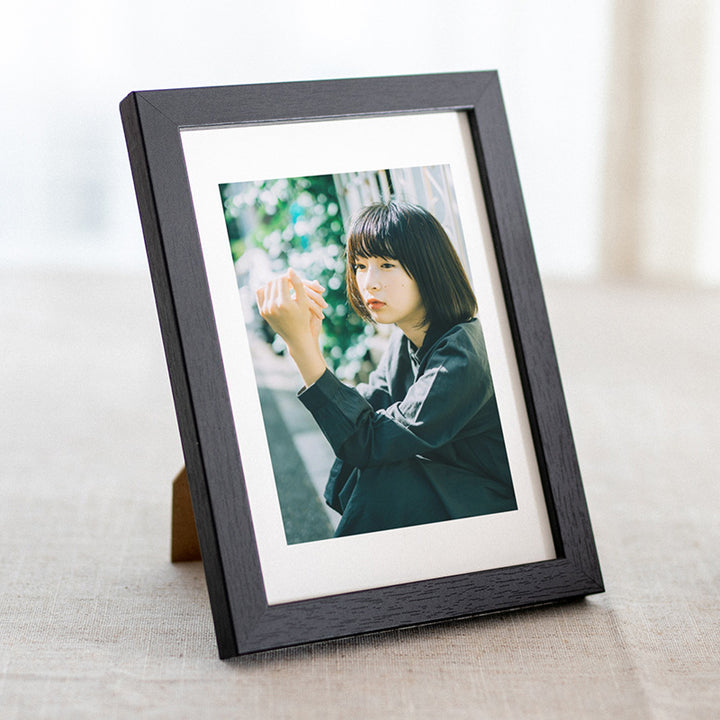 Elegant Wooden Tabletop Picture Frame