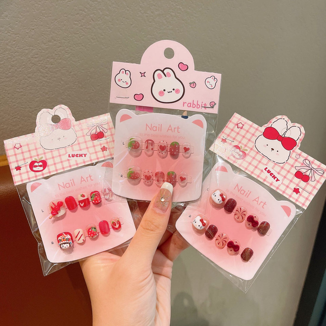 Artificial nails with sweet character design Stornfield