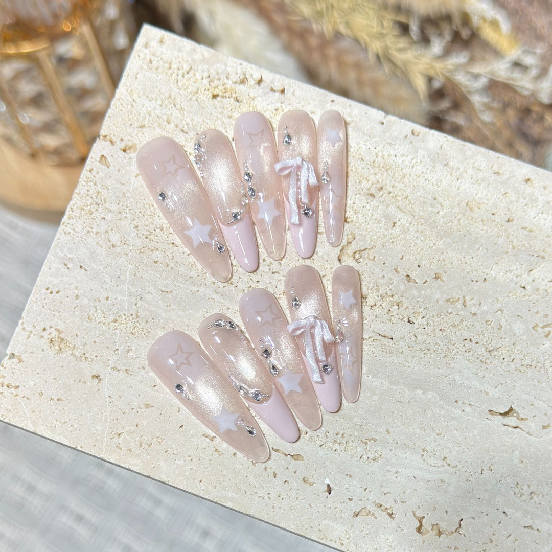 Elegant Starry Inspired Press-On Nail Art Set Stornfield