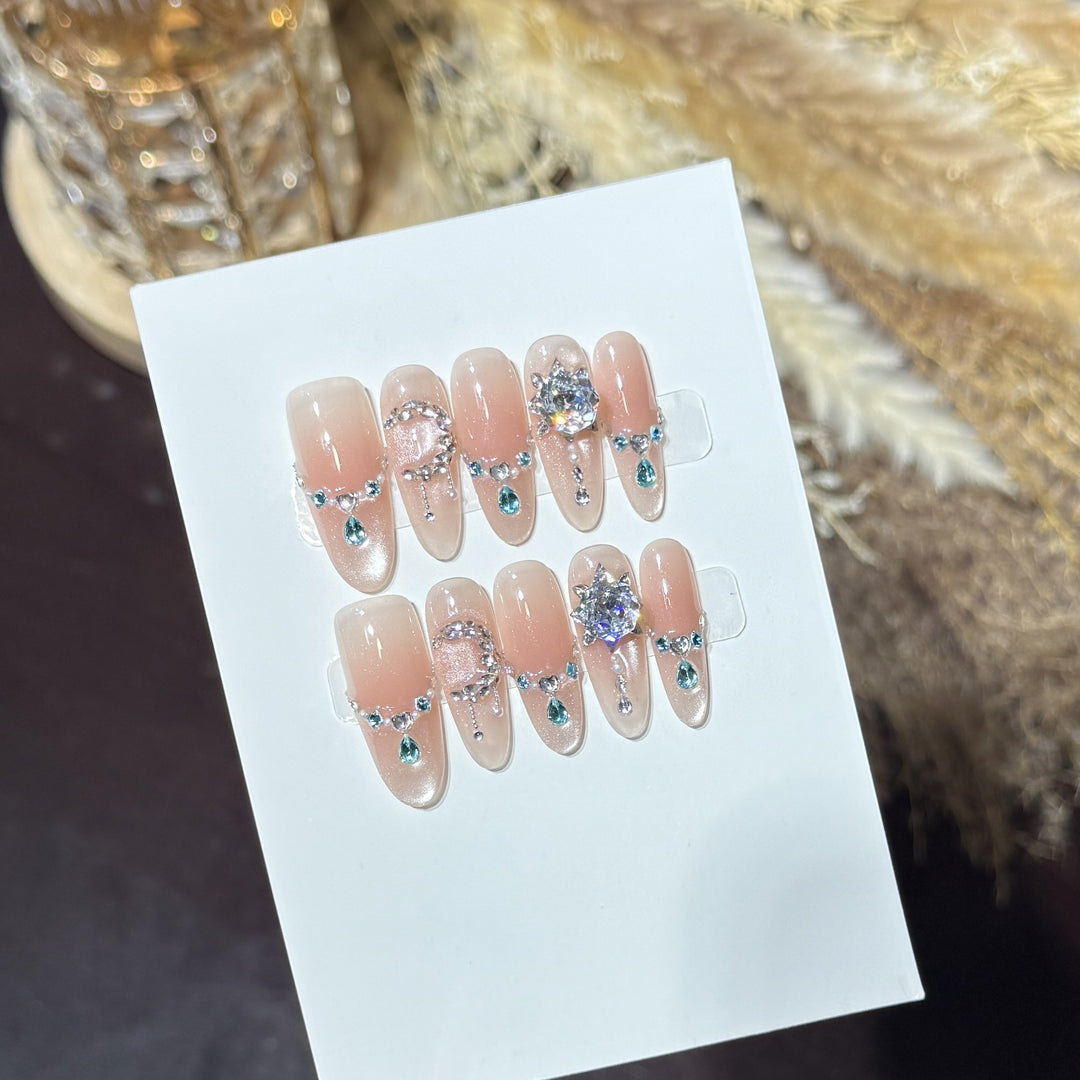 Decorative Press-On Nail Art Set with Unique Gemstone Accents Stornfield