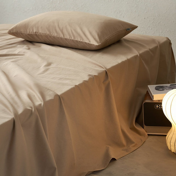 Bed sheet set made of combed cotton with extra-deep fitted sheet and pillowcases