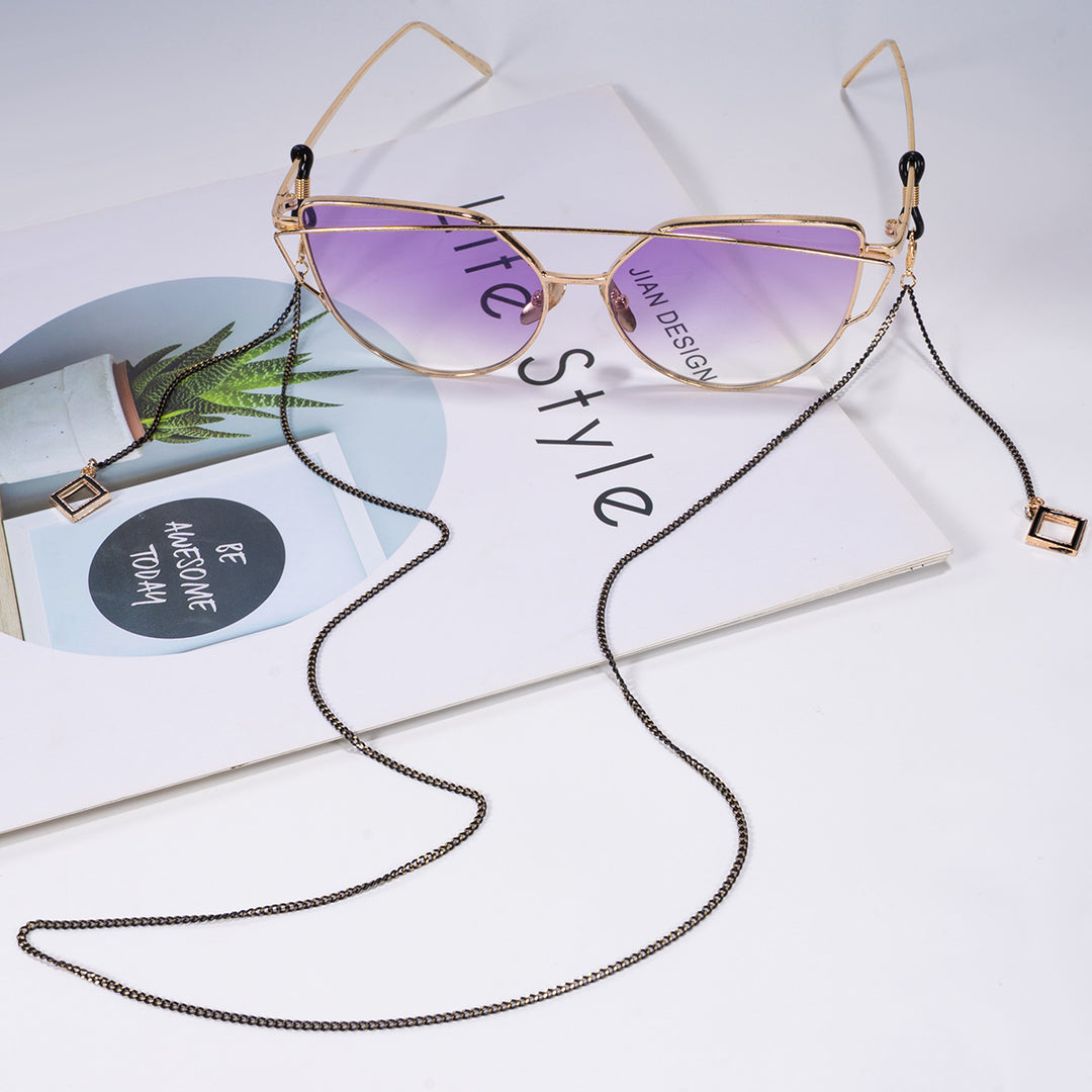 Elegant Eyewear Chain Holder Stornfield