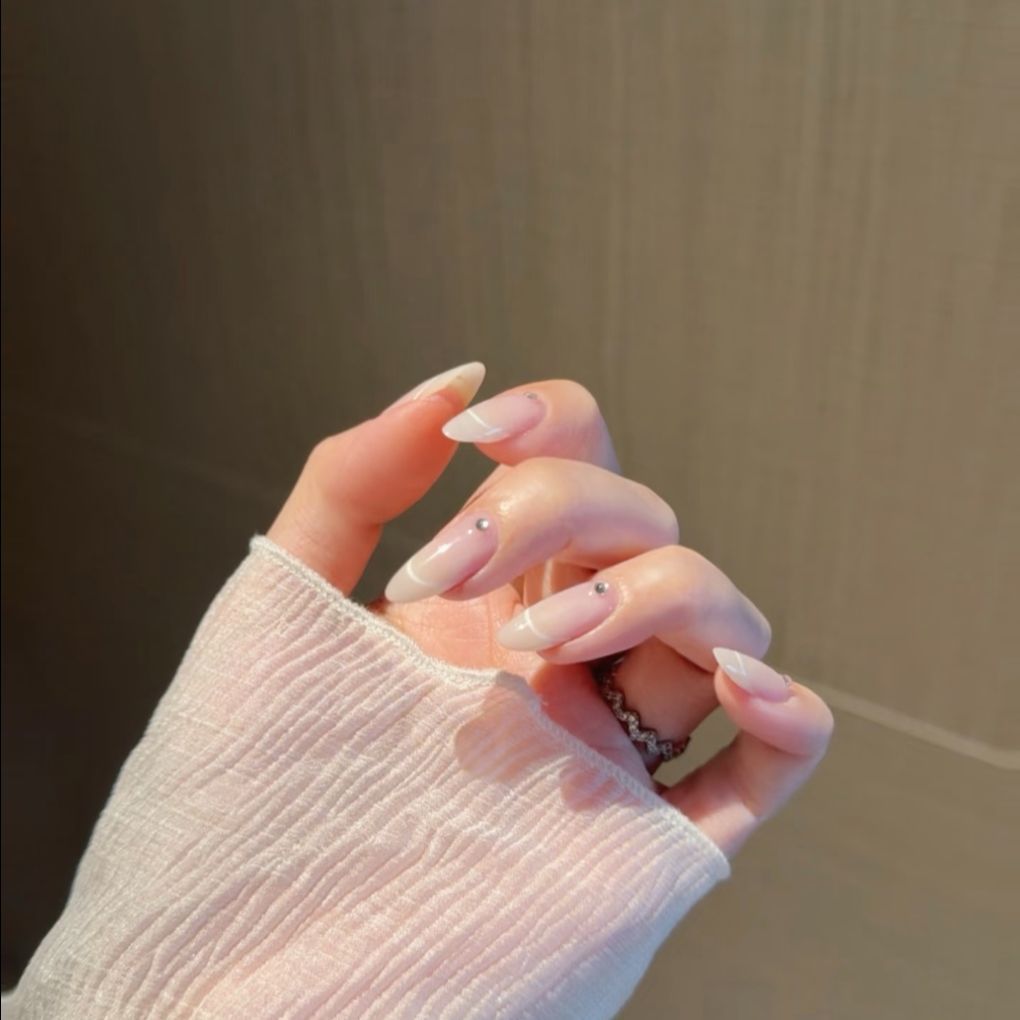 Stylish and Elegant Nail Extensions