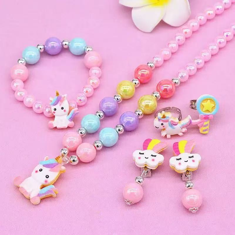 Unicorn-Themed Charm Bracelet Stornfield