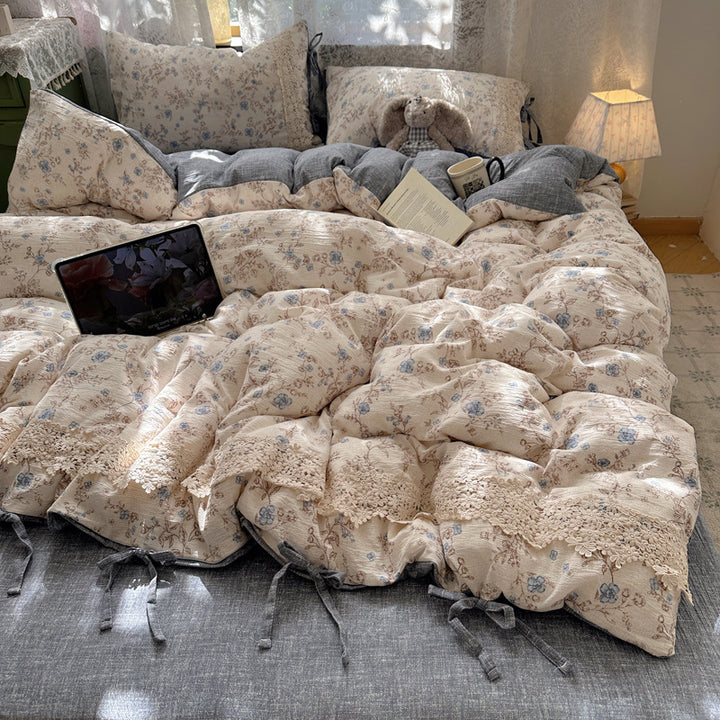 Floral Patterned Quilted Duvet Cover