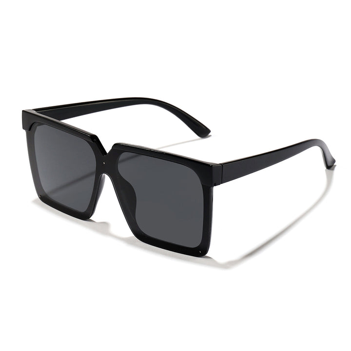 Women extravagantly designed sunglasses Stornfield