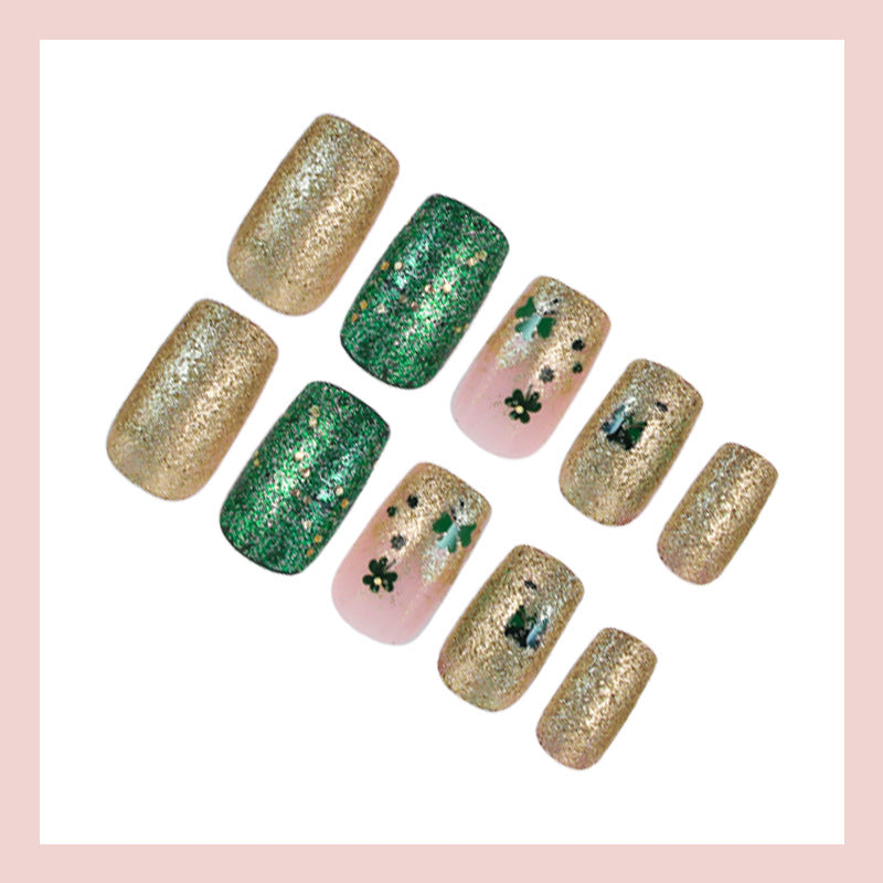 Artificial nail set with sparkling accents and floral patterns Stornfield