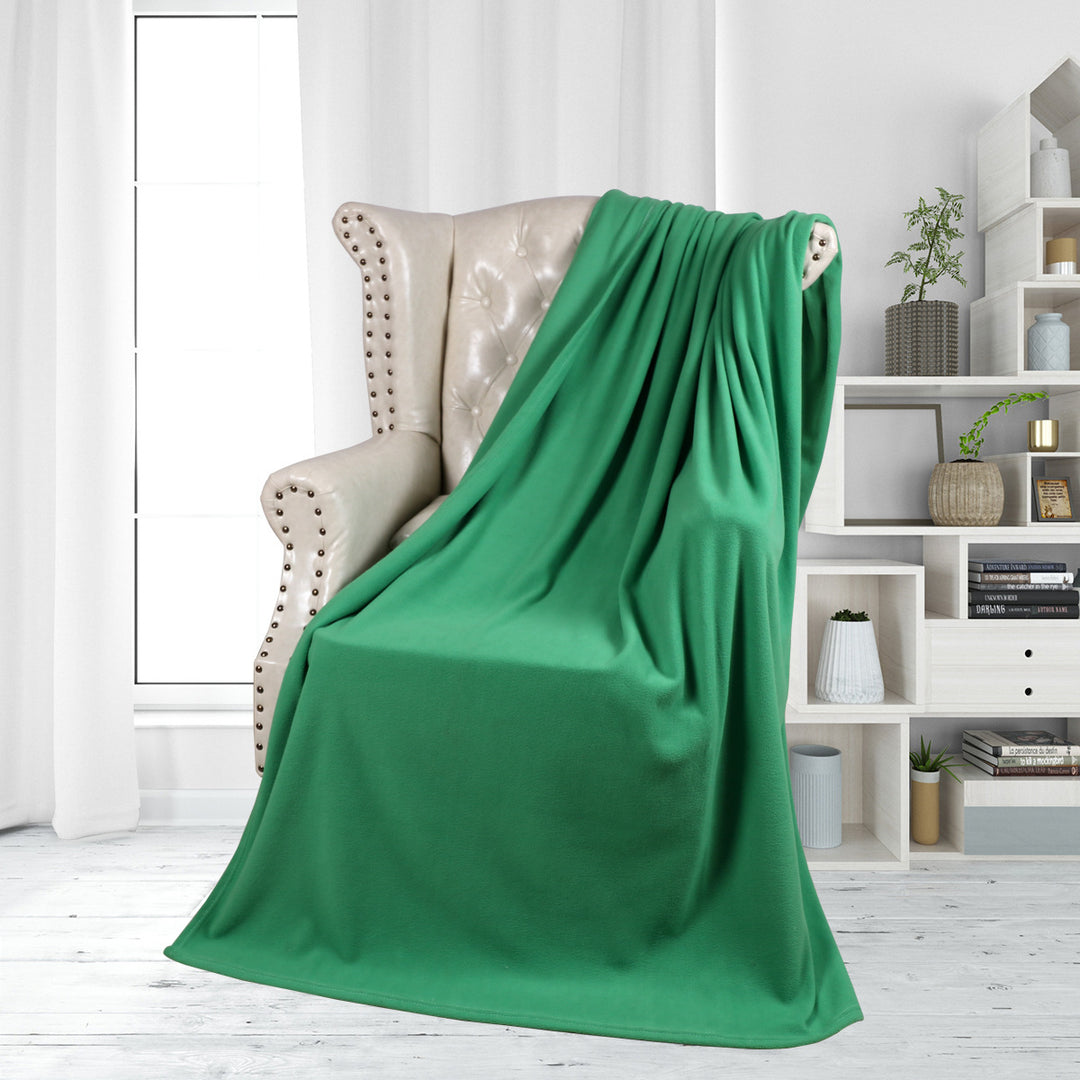 Ladies luxurious and cuddly living room blanket Stornfield
