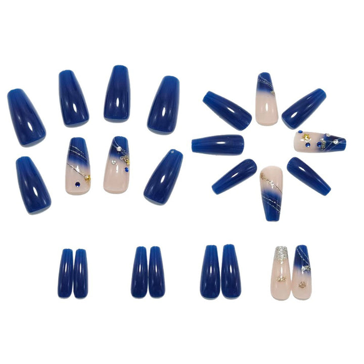 Artificial nails with floral 3D applications Stornfield